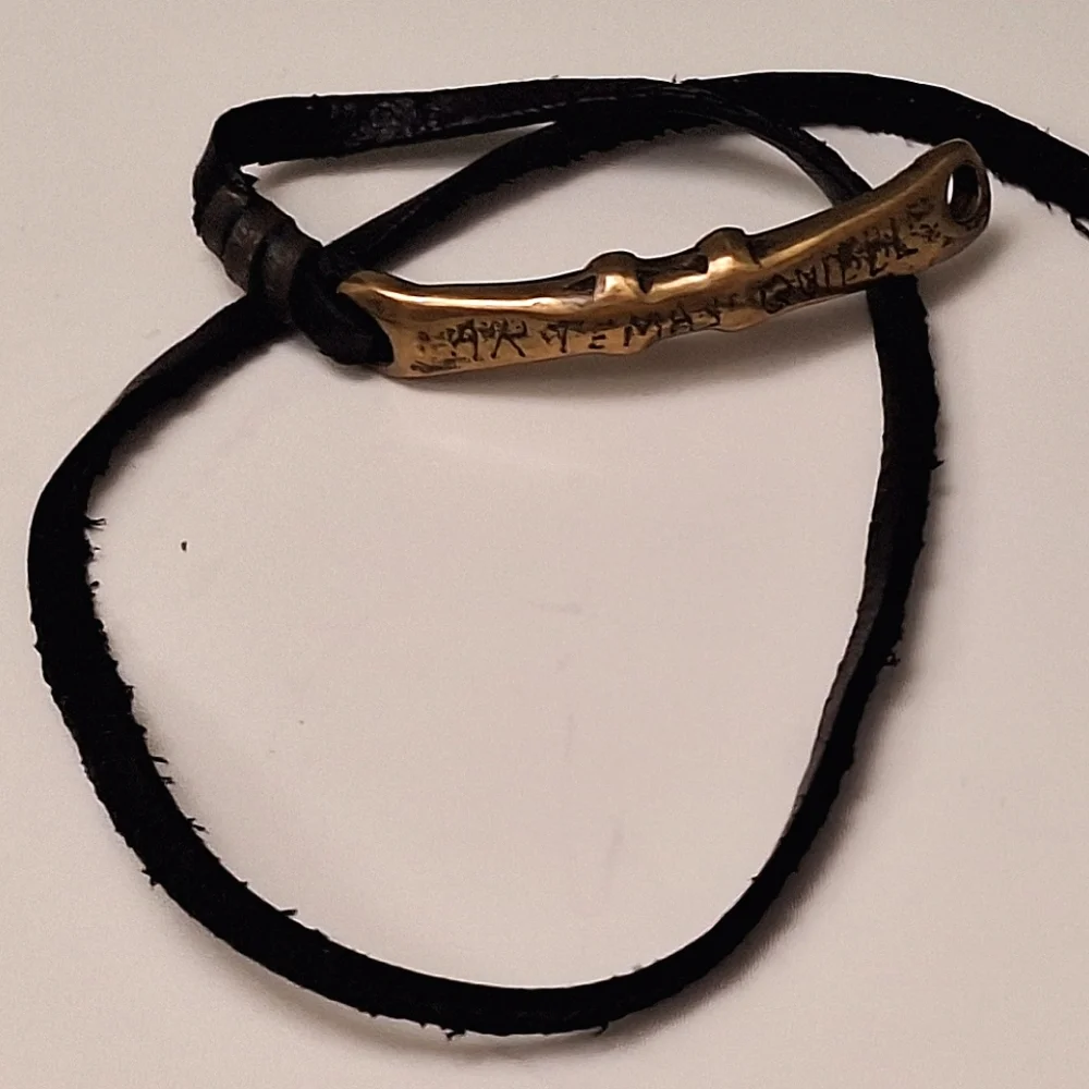 ARTEMAS QUIBBLE | Leather Bracelet